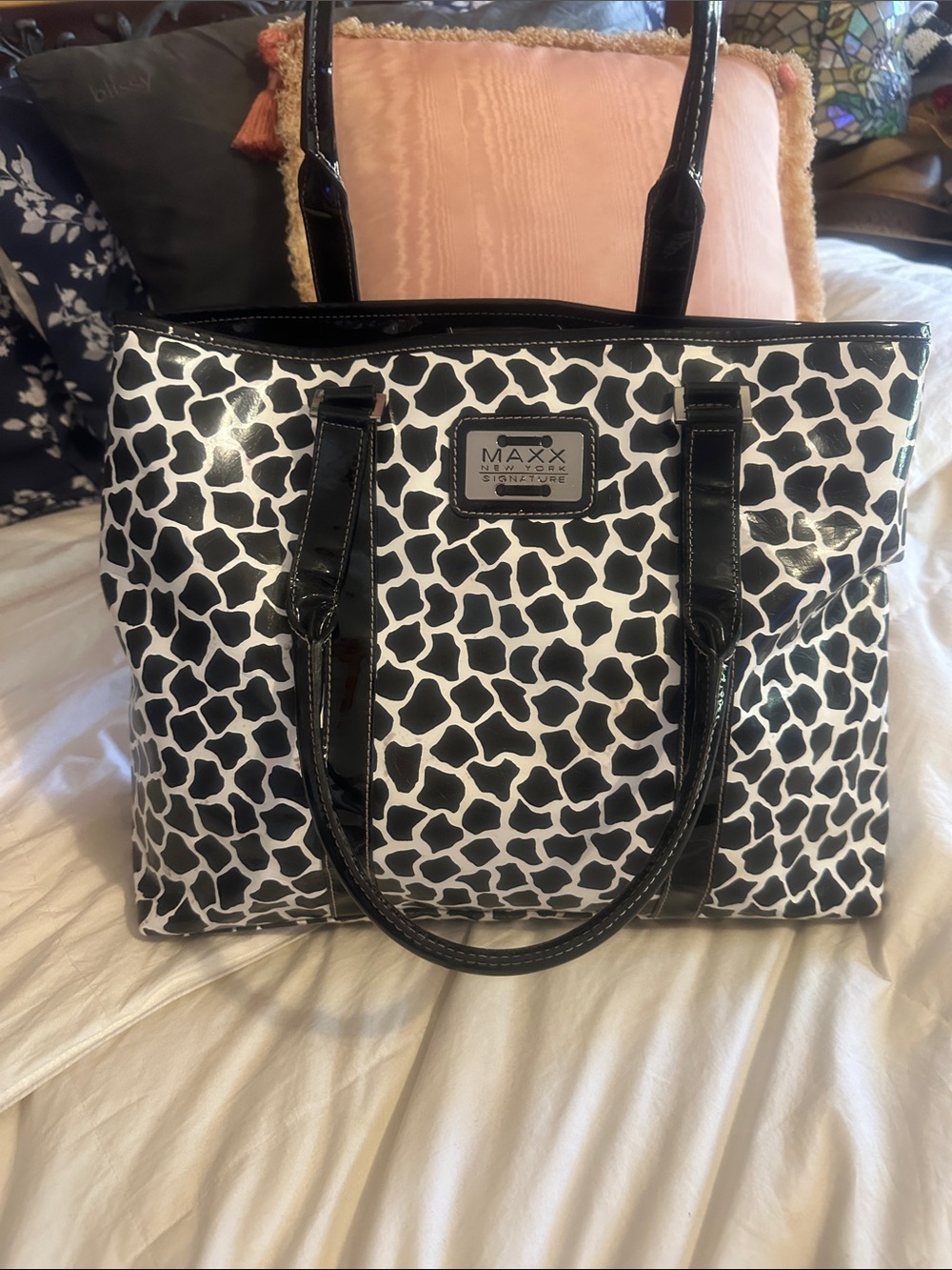 Maxx New York Black & White Printed Tote Bag